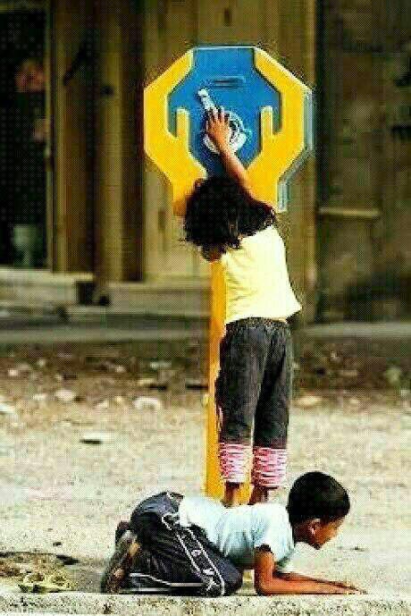 “”تنها برای شاد کردن دلی چند ثانیه زمان لازم است””