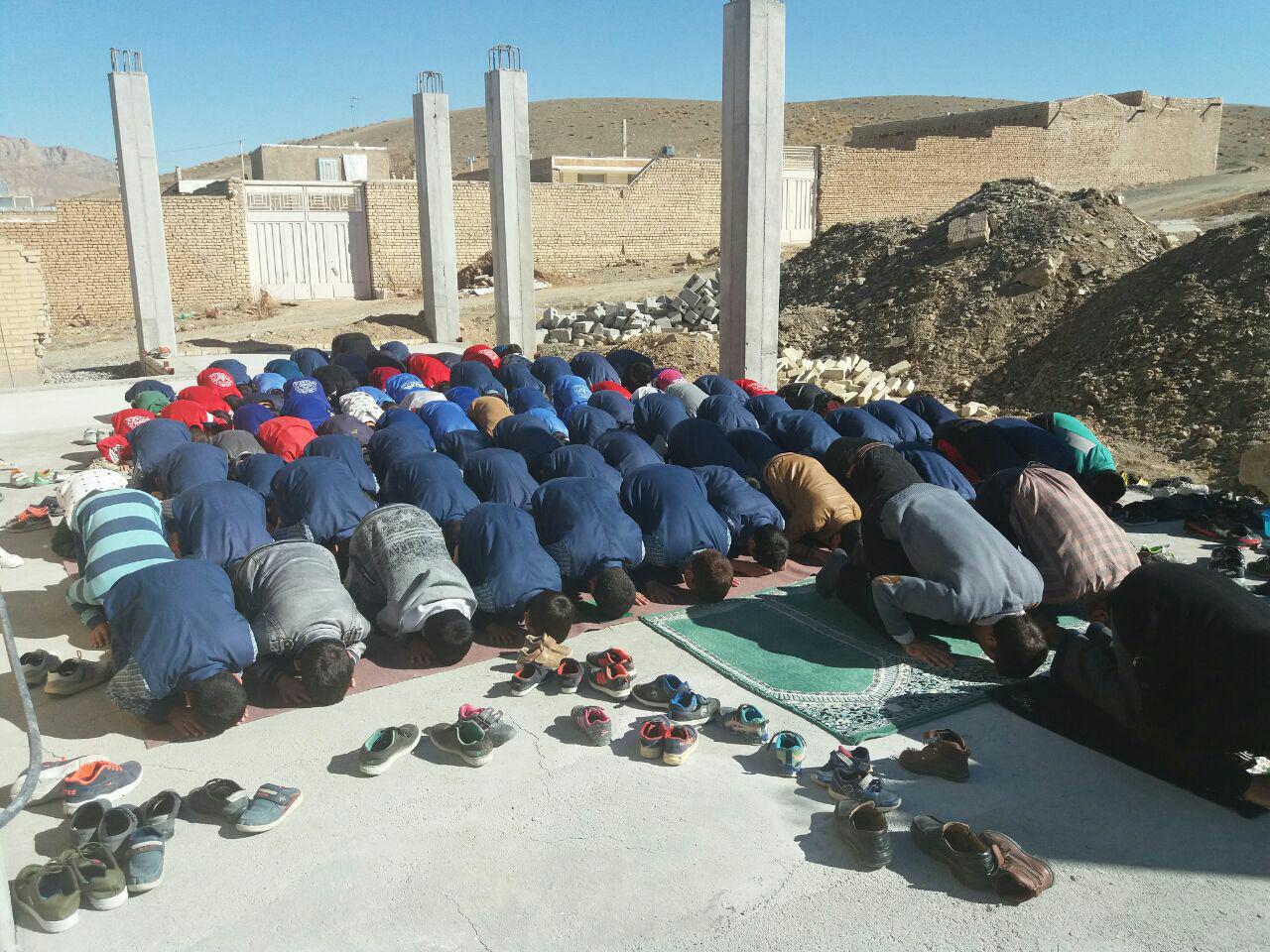 درخواست حمایت برای تکمیل سالن چندمنظوره دبستان شهید اشرفی ورپشت