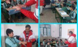 آموزش راههای مقابله و پیشگیری کرونا توسط  هلال احمر و پرسنل خانه بهداشت در مدرسه شهید اشرفی