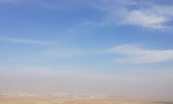 گزارش وضعیت آلودگی هوا بر فراز منطقه کرون – ثبت تصویری از گردنه سرخ / ۸ آذر ۱۴۰۴